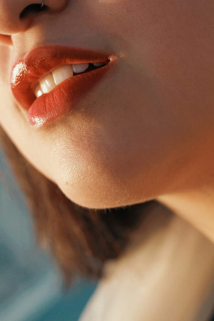 12 Ways To Maintain Beautiful Lips All Year Round 7 cesar la rosa sGZwj1Nmq8s unsplash