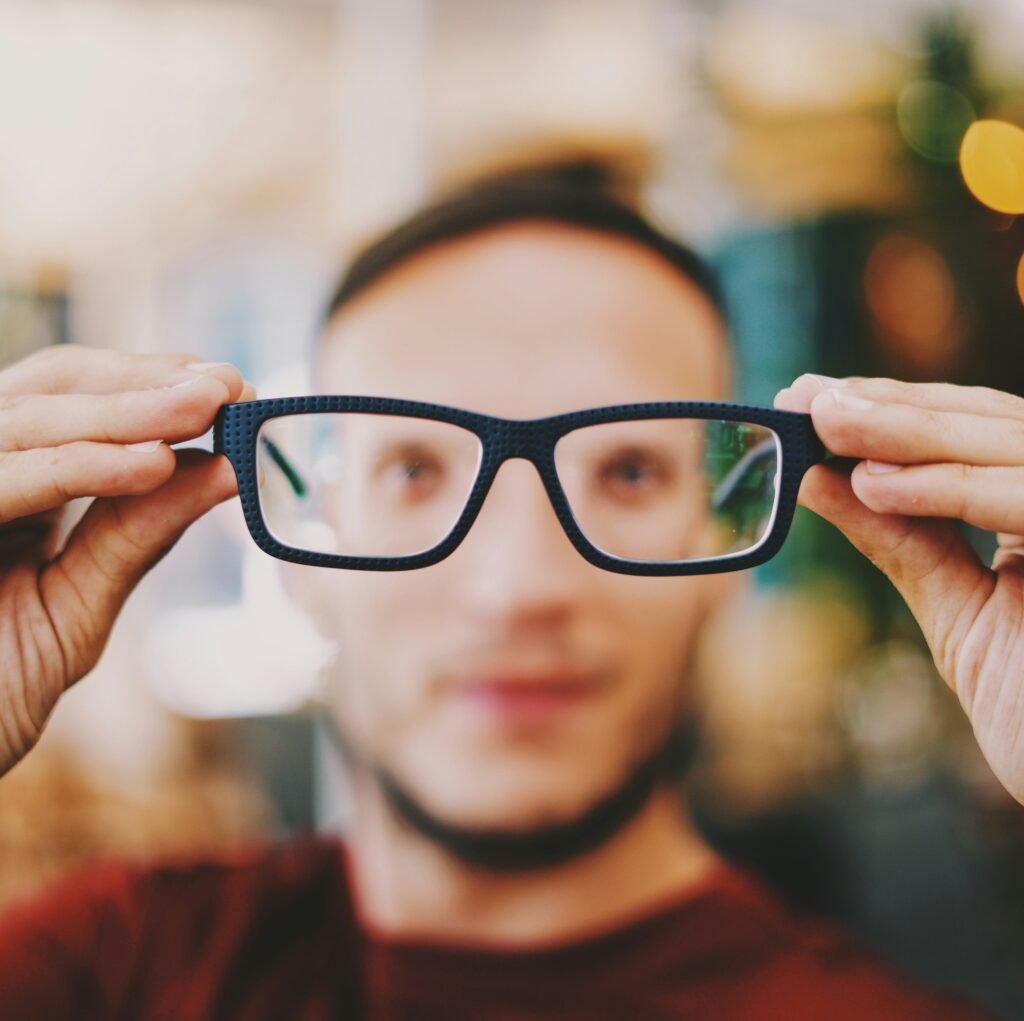 12 Natural Habits To Maintain Optimal Eye Health 14 nonsap visuals z65bg9SI 9I unsplash
