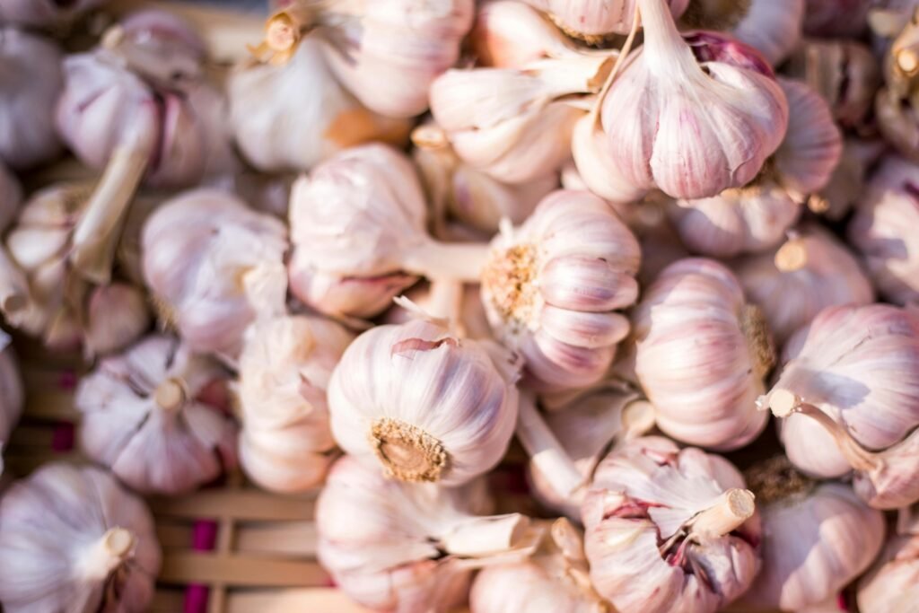 27 Surprising Health Benefits Of Garlic 7 team voyas vIiye0QDryo unsplash