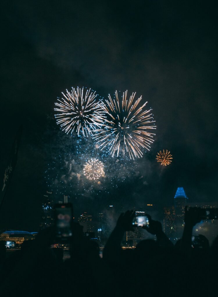 26 Things to Let Go of Before The New Year For A Happy Life 3 jireh foo UeFpJw5c1Uk unsplash