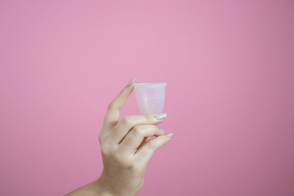 14 Reasons Why Menstrual Cups Are Totally Life-Changing 4 inciclo rYgnsKoimT8 unsplash