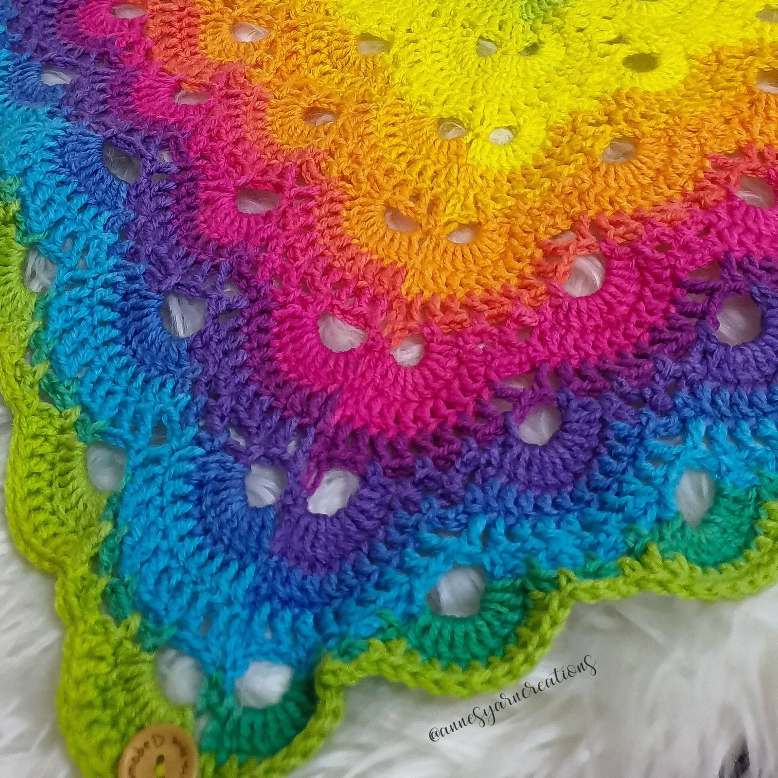 Crochet Baby Blanket Free Pattern: 'Virus Blanket' 3 FB IMG 1786304370914