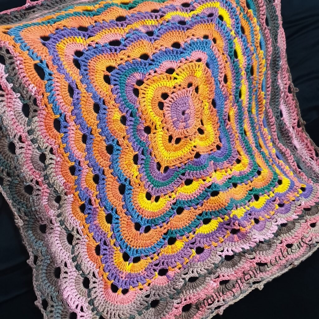 Crochet Baby Blanket Free Pattern: 'Virus Blanket' 7 Photo 1651847435103