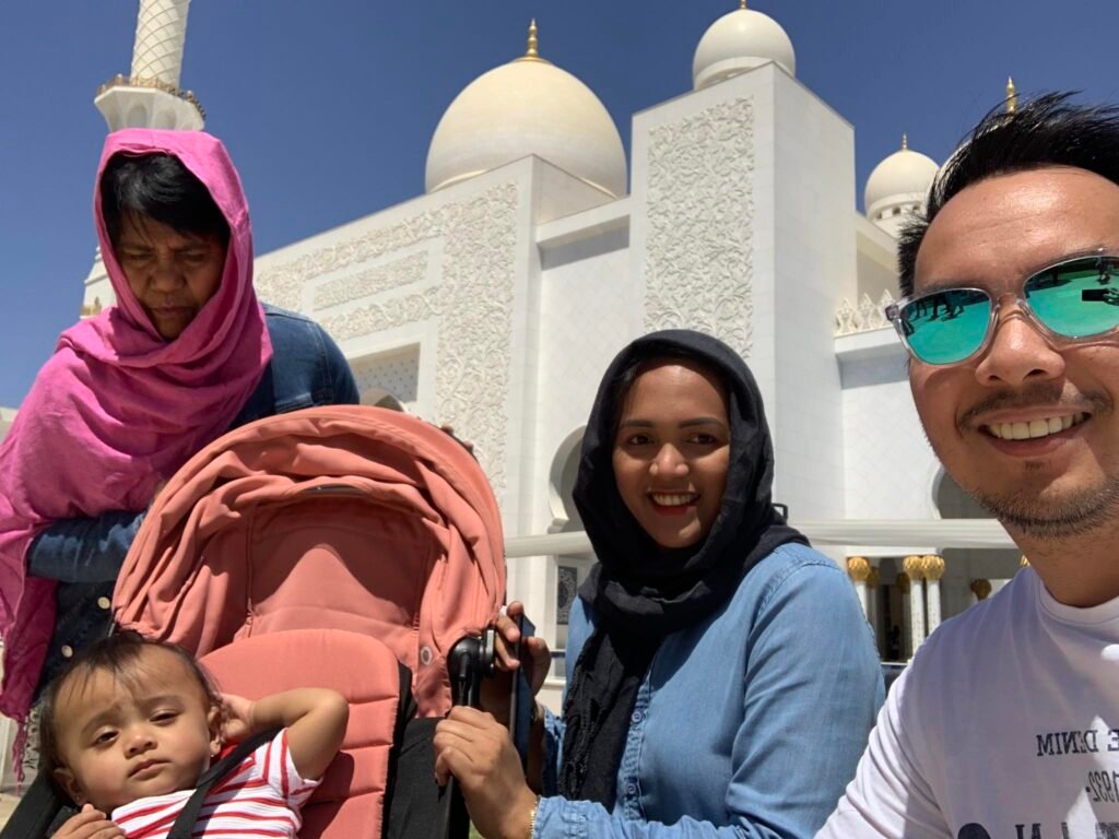 Visiting the Sheikh Zayed Grand Mosque, Abu Dhabi 20 received 981085799583711