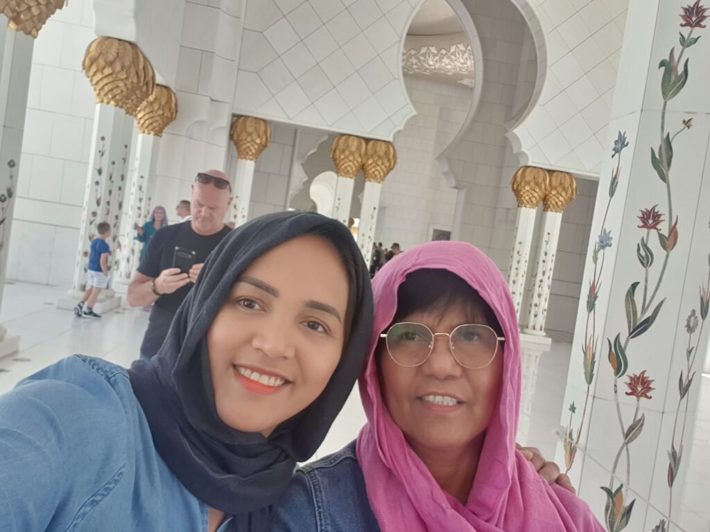 Visiting the Sheikh Zayed Grand Mosque, Abu Dhabi 12 20230506 105630 1