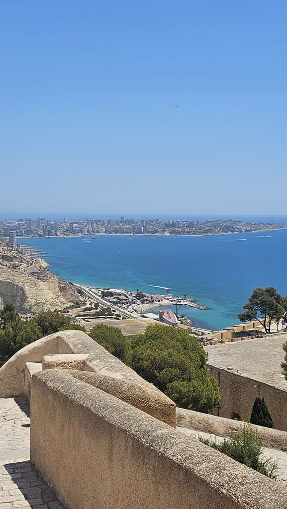 From Finland to Alicante, Spain: Beaches, Food and Places We Love 8 rrr